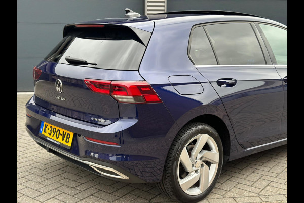 Volkswagen Golf 1.4 eHybrid STYLE, PANORAMADAK, SPORTINTERIEUR, TREKHAAK, NL AUTO MET NATIONALE AUTO PAS