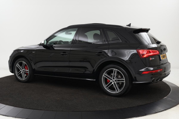 Audi Q5 3.0 TFSI quattro | Panoramadak | Adaptive cruise | Standkachel | Stoelverwarming | Luchtvering | Camera | Carplay | Keyless | Full LED | Navigatie