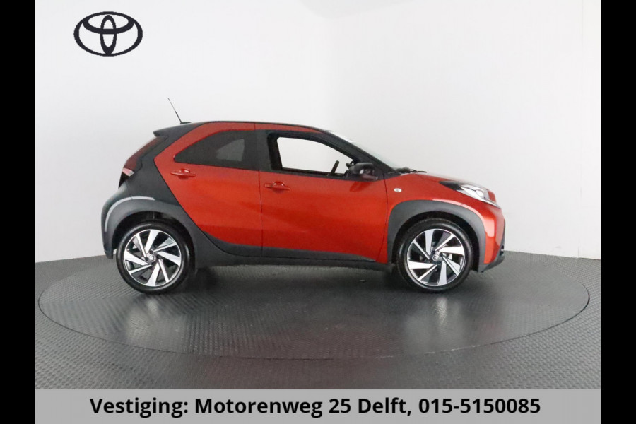 Toyota Aygo X 1.0 VVT-i AUTOMAAT PREMIUM-PACK GARANTIE TOT 2032 LEDER.KEYLESS.