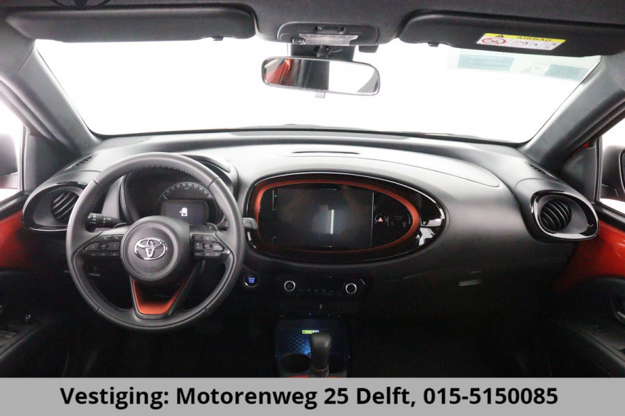 Toyota Aygo X 1.0 VVT-i AUTOMAAT PREMIUM-PACK GARANTIE TOT 2032 LEDER.KEYLESS.