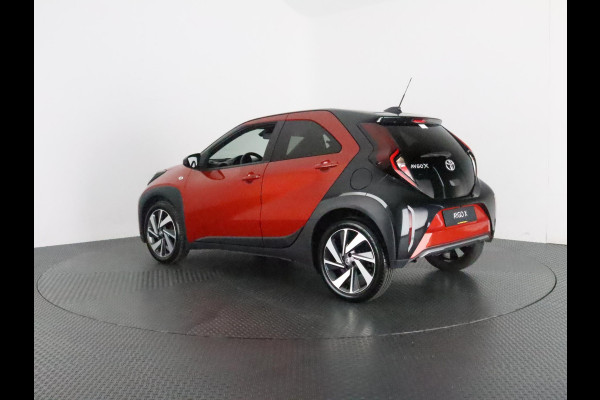 Toyota Aygo X 1.0 VVT-i AUTOMAAT PREMIUM-PACK GARANTIE TOT 2032 LEDER.KEYLESS.