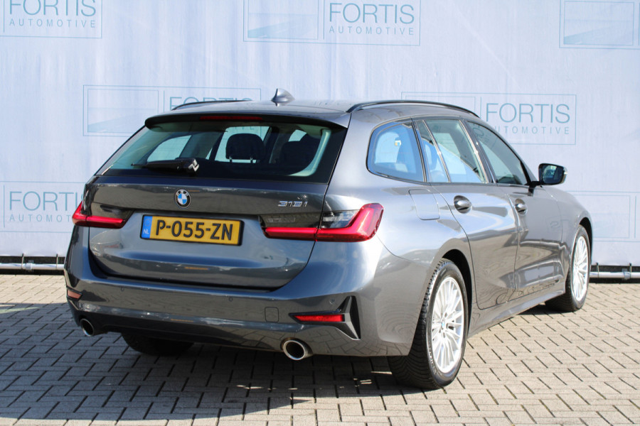 BMW 3 Serie Touring 318i Business Edition NL-AUTO | LEDER | NAVI