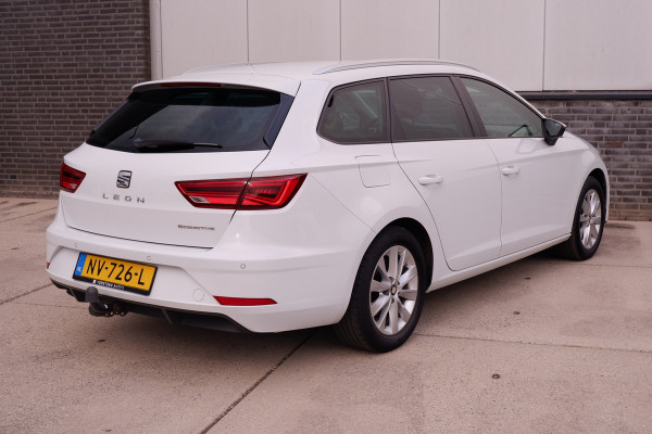 Seat León ST 1.0 EcoTSI Style Business Intense | LED | Trekhaak | Navi | Carplay | ECC