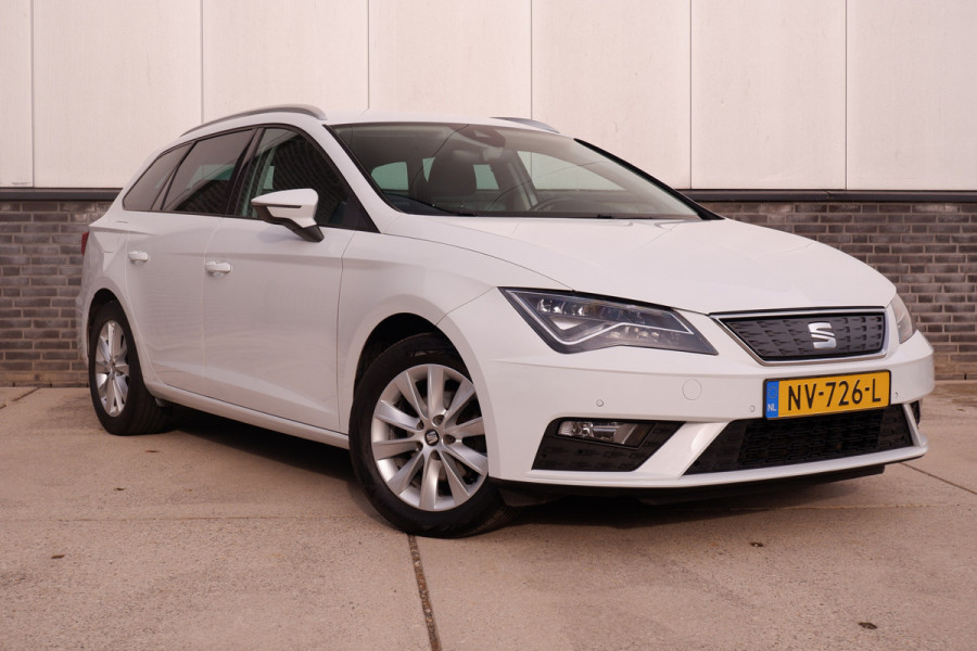 Seat León ST 1.0 EcoTSI Style Business Intense | LED | Trekhaak | Navi | Carplay | ECC