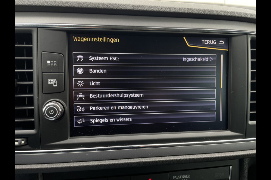 Seat León ST 1.0 EcoTSI Style Business Intense | LED | Trekhaak | Navi | Carplay | ECC