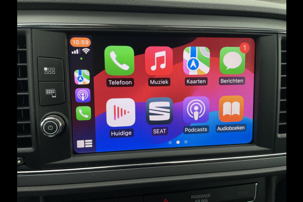 Seat León ST 1.0 EcoTSI Style Business Intense | LED | Trekhaak | Navi | Carplay | ECC