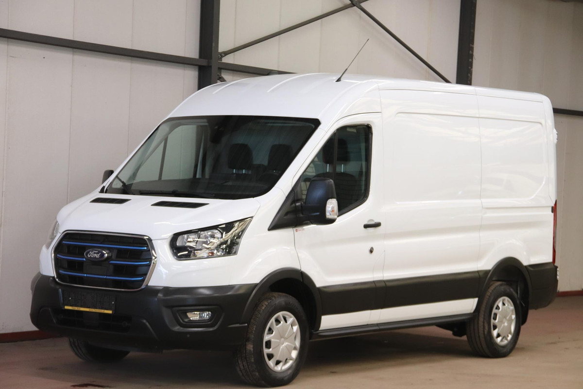 Ford E-Transit 350 L2H2 Trend 68 kWh ELEKTRISCH NAVIGATIESYSTEEM