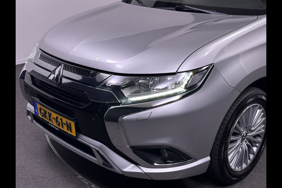 Mitsubishi Outlander 2.4 Intense Plug in Hybrid PHEV | Alcantara Sportstoelen | Apple Carplay | Camera | DAB | L.M. 18" |