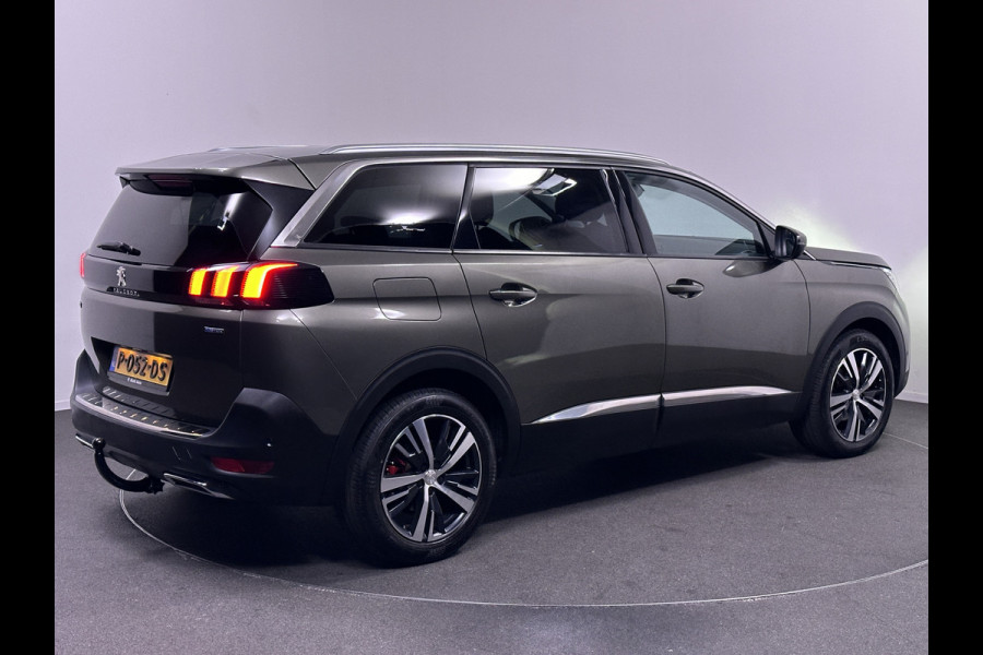 Peugeot 5008 1.2 PureTech GT-Line 7 Persoons | Carplay | Camera | Trekhaak Afneembaar | Navi | Dode Hoek Detectie | Stoel Verwarming | DAB | Lane Assist |