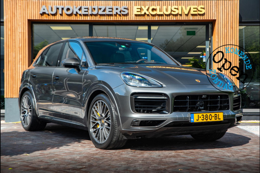 Porsche Cayenne 3.0 E-Hybrid Keramisch Panoramadak Softclose Sportchrono Trekhaak Elec. 21" LMV