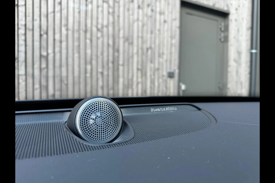 Volvo XC90 T8 R-Design Bowers&Wilkins Pano 360 Head up Black Pack