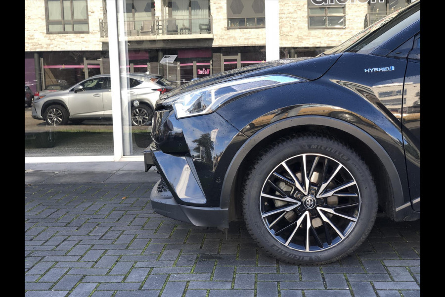 Toyota C-HR 1.8 Hybrid Executive | JBL, Leer, Dodehoekherkenning, Navigatie, 18inch, Stoel + Stuurverwarming, Parkeersensoren