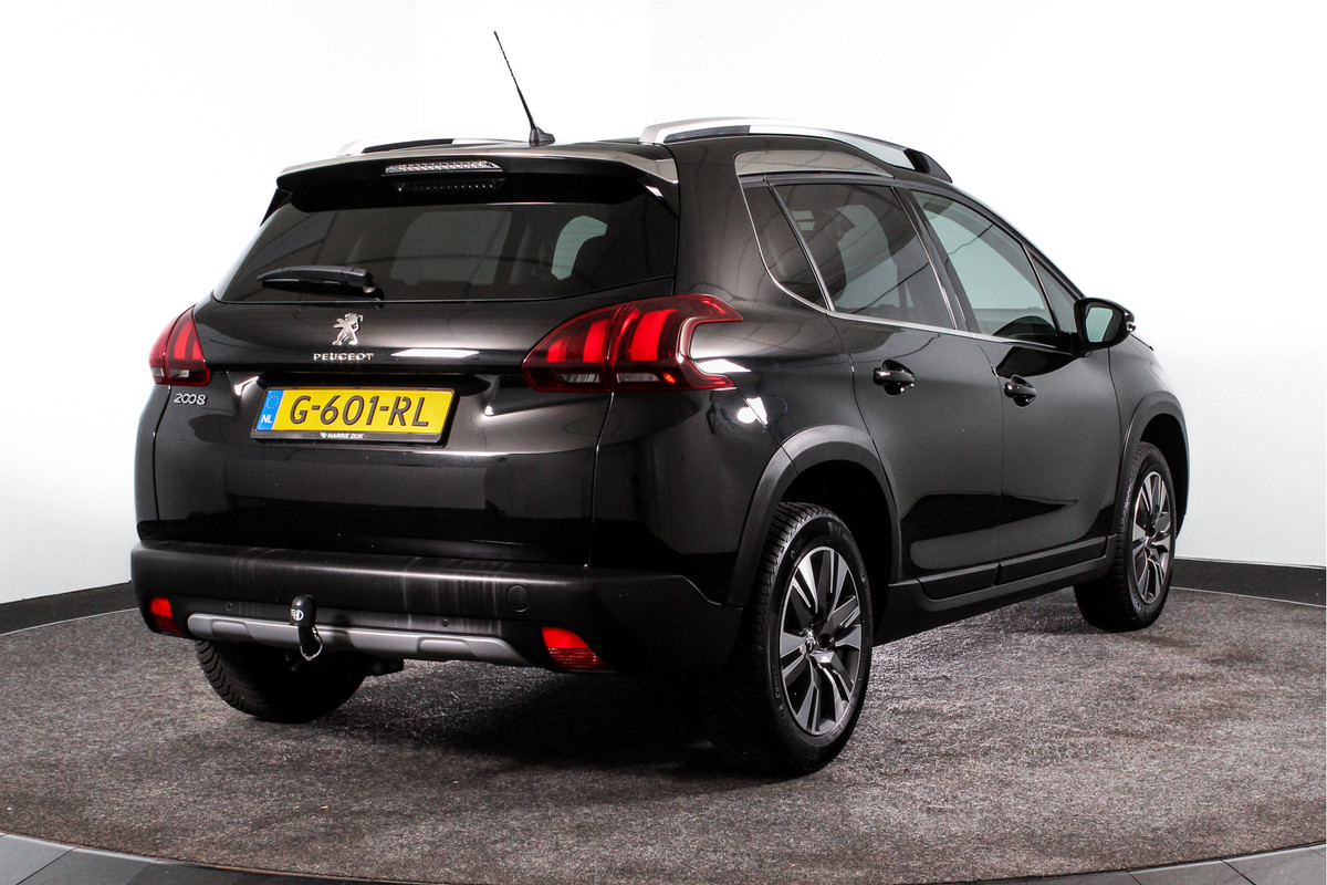 Peugeot 2008 1.2 130 PK PureTech Allure | Cruise | Stoelverwarming | PDC | NAV + App. Connect | Auto. Airco | Trekhaak | LM 16"|