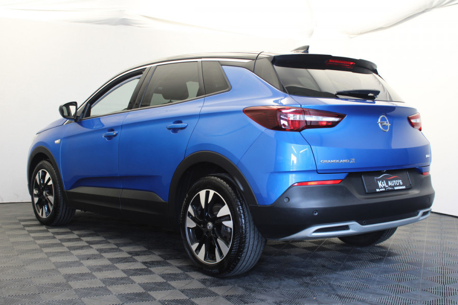 Opel Grandland X 1.2 Turbo Business Executive