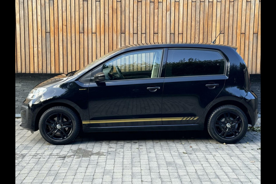 Volkswagen up! 1.0 BMT move up! Edition | Achteruitrijcamera | Parkeersensoren achter | Multifunctioneel stuurwiel | Cruise control | Bluetooth