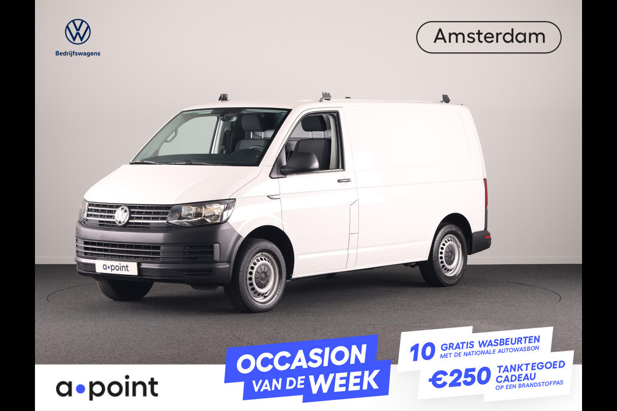 Volkswagen Transporter 2.0 TDI L1H1 Trendline 102 pk | Navigatie | Trekhaak | Parkeersensoren achter | Cruise control | Airco |