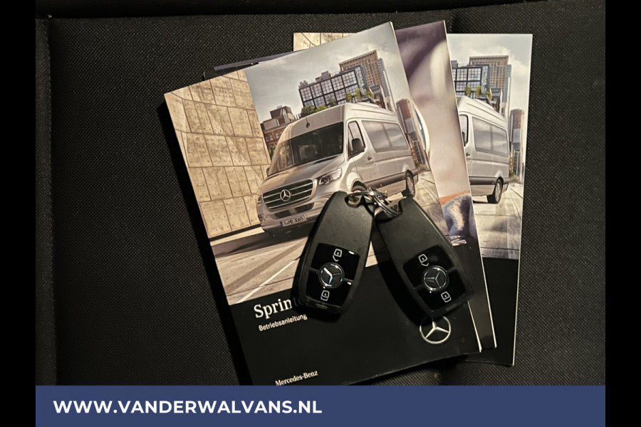 Mercedes-Benz Sprinter 314 CDI 143pk L3H2 Euro6 Airco | Camera | Apple Carplay | Android Auto Parkeersensoren, Bijrijdersbank