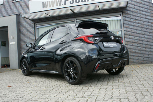 Toyota Yaris 1.5 Hybrid Black Sport Camera|LED|Navi|Panorama