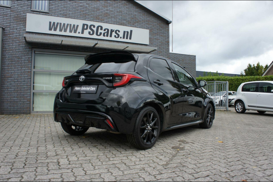 Toyota Yaris 1.5 Hybrid Black Sport Camera|LED|Navi|Panorama