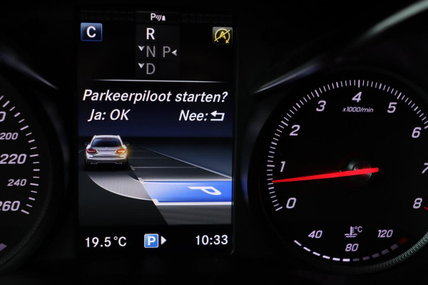 Mercedes-Benz C-Klasse 200 Sport Edition | 1e eigenaar | Trekhaak | Stoelverwarming | Navigatie | Full LED | Camera | Sfeerverlichting | Dodehoek detectie