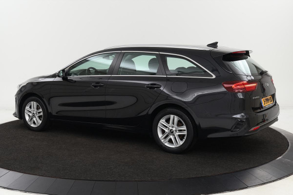 Kia Ceed 1.0 T-GDi DynamicLine | Carplay | Camera | DAB+ | Navigatie | PDC | Bluetooth | Climate control | Cruise control