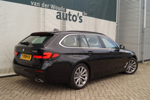 BMW 5 Serie Touring 520i Business Edition Plus -LEER-NAVI-ECC-