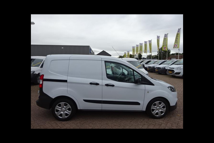 Ford Transit Courier 1.5 TDCI Trend Duratorq S&S AIRCO SCHUIFDEUR EU6