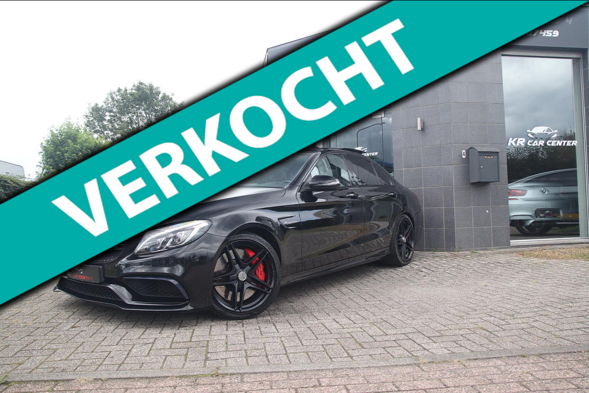 Mercedes-Benz C-Klasse C63S C63 AMG KUIPST-PANO-MEMO-BURMSTR