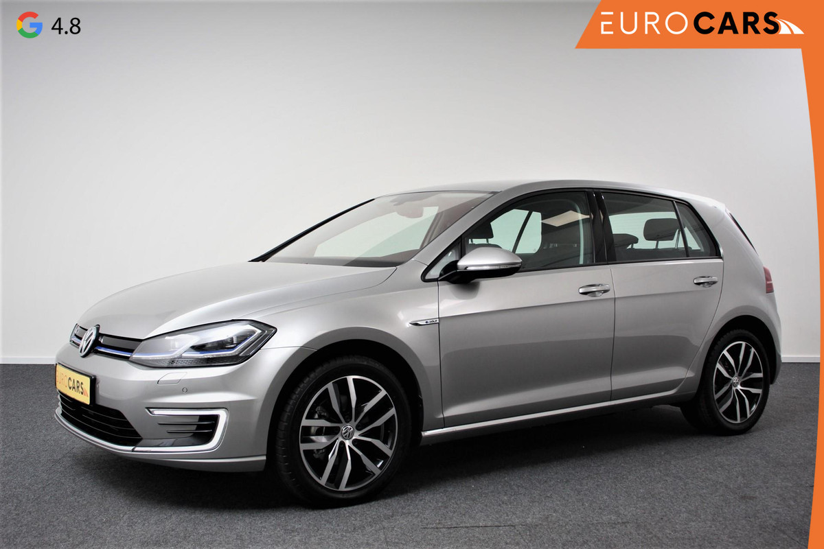 Volkswagen e-Golf e-Golf | € 2000,- subsidie voor particulier! | Climate control | Full Led | Navigatie | Camera | Parkeer sensoren | Lichtmetalen velgen | 4% bijtelling.