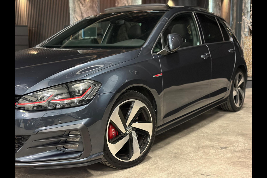 Volkswagen Golf 2.0 TSI GTI Performance|PANO|FULL OPTION!