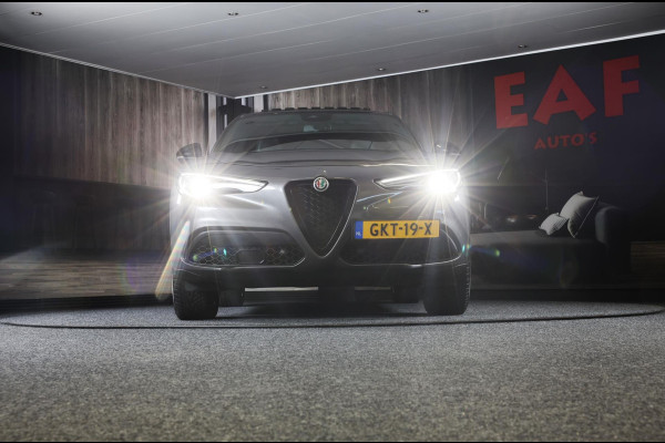 Alfa Romeo Stelvio 2.0 T AWD Veloce / AUT / Sportstoelen / Lane Assist / Dode Hoek / Navi / Ecc / Leder / Led / Pdc / 19