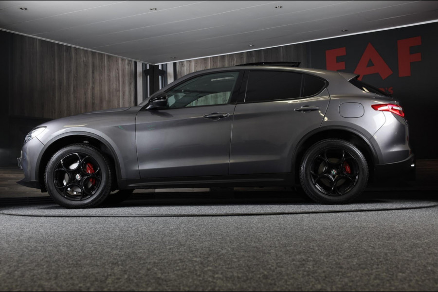 Alfa Romeo Stelvio 2.0 T AWD Veloce / AUT / Sportstoelen / Lane Assist / Dode Hoek / Navi / Ecc / Leder / Led / Pdc / 19