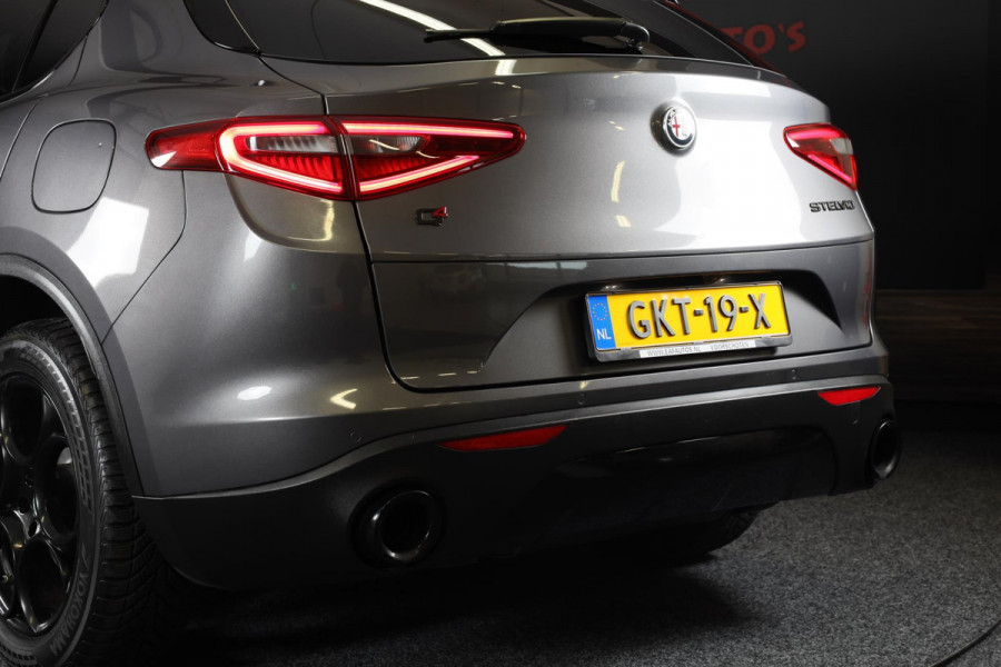 Alfa Romeo Stelvio 2.0 T AWD Veloce / AUT / Sportstoelen / Lane Assist / Dode Hoek / Navi / Ecc / Leder / Led / Pdc / 19