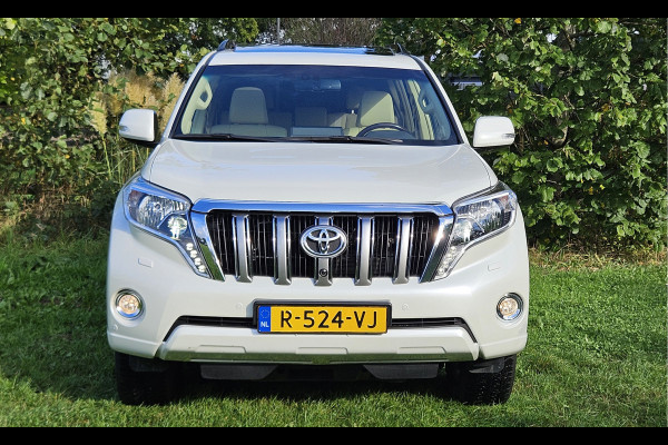 Toyota Land Cruiser 2.8 D-4D Executive 7p. NWST 44DKM DVD LUCHTVERING 7 ZITS LEDER ETC