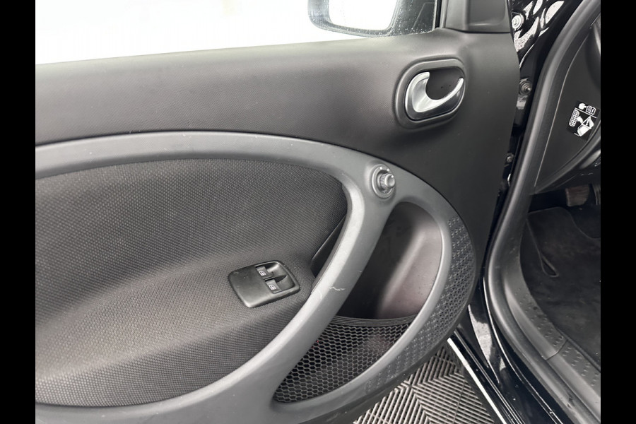 Smart Forfour EQ Prime Comfort-Plus-Pack 18 kWh [ 3-Fase ] (INCL-BTW) Aut. *PANO | VOLLEDER | FULL-LED | NAVI-FULLMAP |  APP.CONNECT | CAMERA | ECC | AMBIENT-LIGHT | CRUISE | PDC | SPORT-SEATS | 16"ALU*