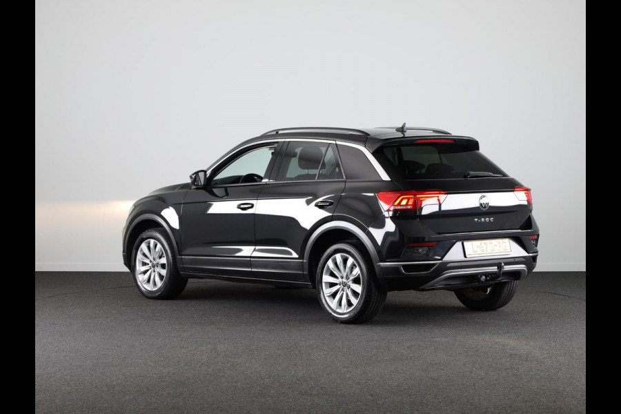 Volkswagen T-Roc 1.5 TSI Style 150PK | Automaat (DSG) | Navigatie | Trekhaak | Parkeersensoren