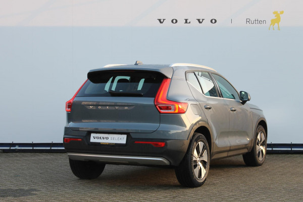 Volvo XC40 T4 211PK Automaat Recharge Inscription Expression Navigatie / Parkeersensoren voor en achter met parkeercamera achter / Keyless Entry / Stuurwielverwarming / Standkachel