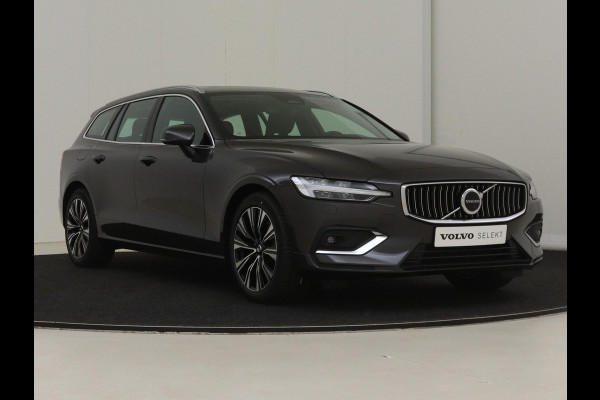 Volvo V60 B4 211PK Automaat Plus Bright / Adaptieve cruise control/ Apple CarPlay/ Parkeersensoren met camera/ Elektrische stoelen/ DAB/ Stoel en stuurwielverwarming/ Harman Kardon Audio/ Elektrische achterklep/ Draadloos oplader/ Trekhaak