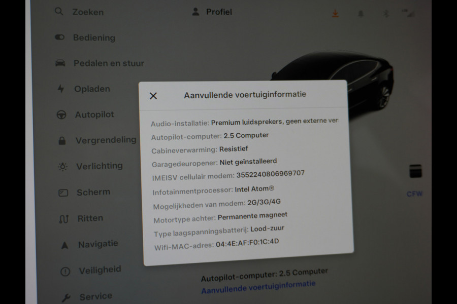 Tesla Model 3 SR+ Standard RWD Plus 325PK AutoPilot 2.5 Leer Premium-l.s. PanoDak Adaptive cruise 18" Camera's Elektr.-Stuur+Stoelen+Spiegels+ cc Navigatiesysteem full map LED-a+v Koplampspoeiers Comfortstoel(en) ACC Dual-ECC DAB Voorverwarmen interieur via App Keyless via Telefoonsleutel One-Pedal-Drive Origin. NLse auto ! 1e eigenaar