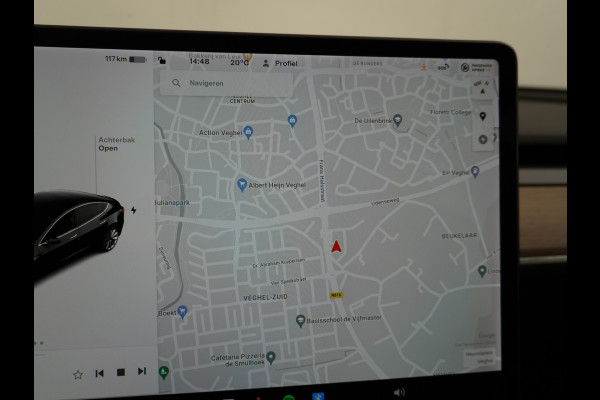 Tesla Model 3 SR+ Standard RWD Plus 325PK AutoPilot 2.5 Leer Premium-l.s. PanoDak Adaptive cruise 18" Camera's Elektr.-Stuur+Stoelen+Spiegels+ cc Navigatiesysteem full map LED-a+v Koplampspoeiers Comfortstoel(en) ACC Dual-ECC DAB Voorverwarmen interieur via App Keyless via Telefoonsleutel One-Pedal-Drive Origin. NLse auto ! 1e eigenaar