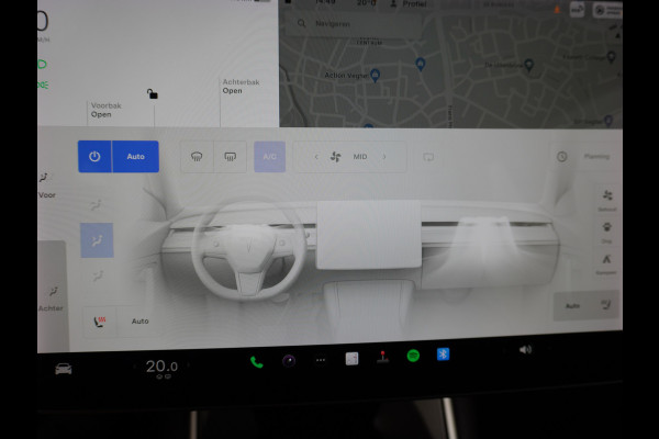 Tesla Model 3 SR+ Standard RWD Plus 325PK AutoPilot 2.5 Leer Premium-l.s. PanoDak Adaptive cruise 18" Camera's Elektr.-Stuur+Stoelen+Spiegels+ cc Navigatiesysteem full map LED-a+v Koplampspoeiers Comfortstoel(en) ACC Dual-ECC DAB Voorverwarmen interieur via App Keyless via Telefoonsleutel One-Pedal-Drive Origin. NLse auto ! 1e eigenaar