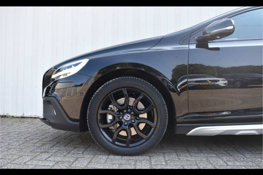 Volvo V40 Cross Country T3 Polar+ Luxury | Keyless Entry | Achteruitrij camera | Cruise control |