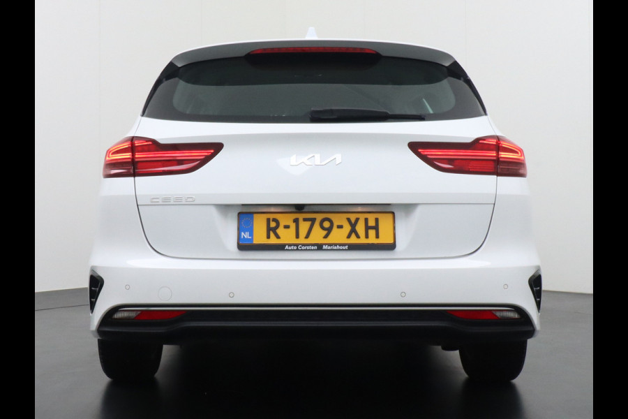 Kia Ceed Sportswagon T120PK Autom7. MHEV Apple Carplay Android Auto Camera Navi Mirror-link LED Dual-Ecc DAB PDC Regen-Lichtsensor Led LMVCruise Cont Premium-HiFi WiFi-vb. Multimedia Lane-assist Elec.ramen en Spiegels Mild Hybrid Voorruit aut defrost  7-versnellingen dct Bu-spieg verst/verwb ESC Facelift Model Orig.NL auto 32.000 nieuw