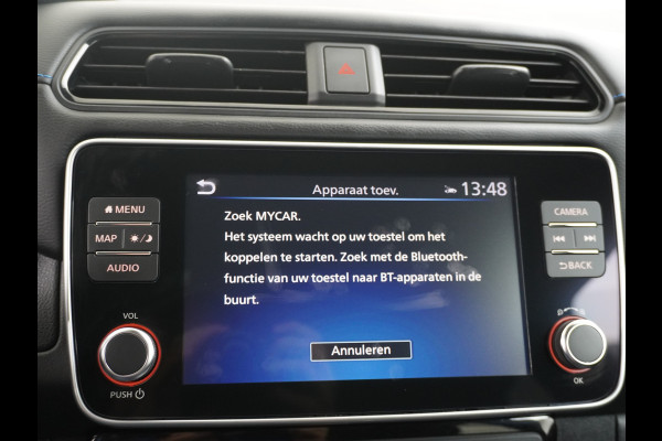 Nissan Leaf €12.640,- na Subsidie 40 kWh Android Auto Apple Carplay Navi Ecc Bleutooth DAB Camera Keyless Adapt.Cruise-Control Led DAB Stoel Verwarmd Lederen Stuur Isofix N-Connecta €2.000,- Subsidie mogelijk! 1ste eigenaar!