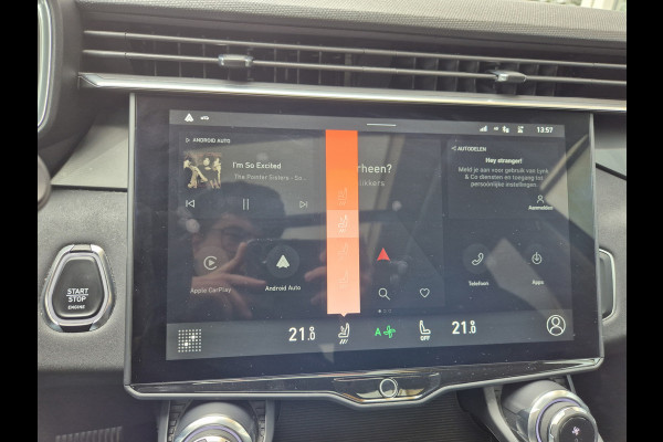 Lynk & Co 01 1.5 | Pano | Navi | Clima | Camera | Android/Apple Carplay