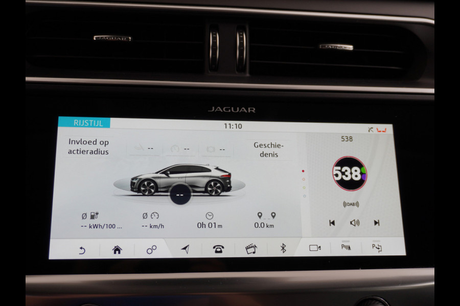 Jaguar I-PACE EV400pk SE 90 kWh AWD Dual-Motor Apple Android Carplay Leder-Stoel+Verwarmd Cruise Navi Camera LED-a+v Connected WiFi-vb. Multi- Virtual Cockpit ECC Regen-Lichtsensor Vermoeidheids Detector Business Edition Aktieve-Gril Orig.NL auto 4,8sec 0-100 Snelladen tot 104kw DC 696Nm koppel ! 90kwh accu !