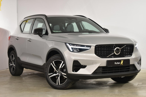 Volvo XC40 B4 211PK Automaat Plus Dark /Adaptieve cruis control / Harman kardon / Elektrische stoelen / DAB+ / Volvo On-Call / Trekhaak /