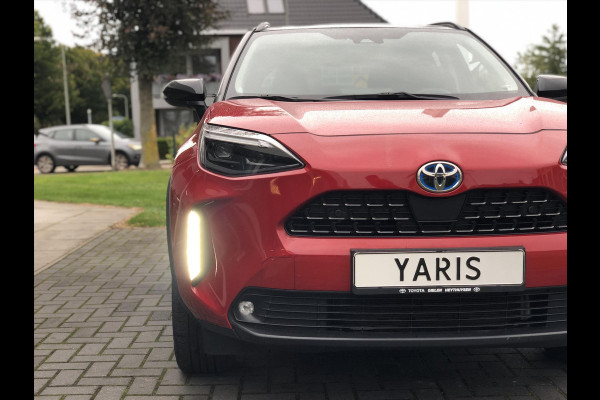 Toyota Yaris Cross 1.5 Hybrid Executive | Trekhaak, JBL, Head up display, Dodehoekherkenning, Parkeersensoren, Stoelverwarming