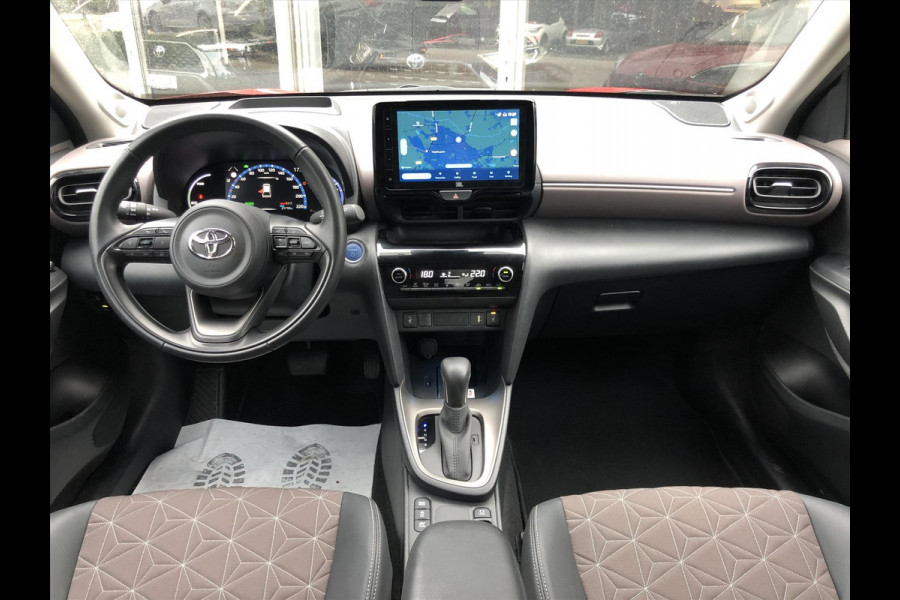 Toyota Yaris Cross 1.5 Hybrid Executive | Trekhaak, JBL, Head up display, Dodehoekherkenning, Parkeersensoren, Stoelverwarming