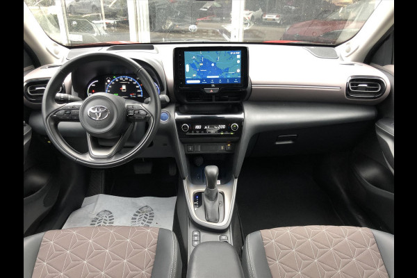 Toyota Yaris Cross 1.5 Hybrid Executive | Trekhaak, JBL, Head up display, Dodehoekherkenning, Parkeersensoren, Stoelverwarming